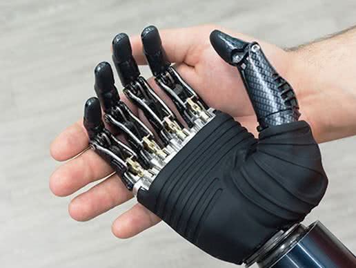 Robotic Prosthesis and Wearable Medical Devices