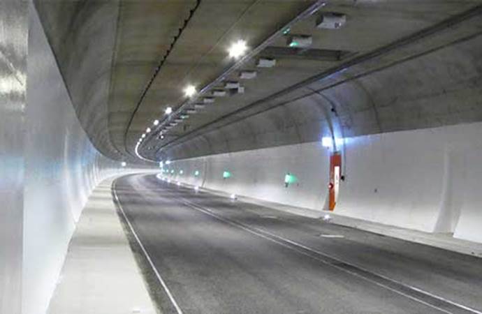 NABLA - Safer Tunnel Control Systems Using Digital Twins